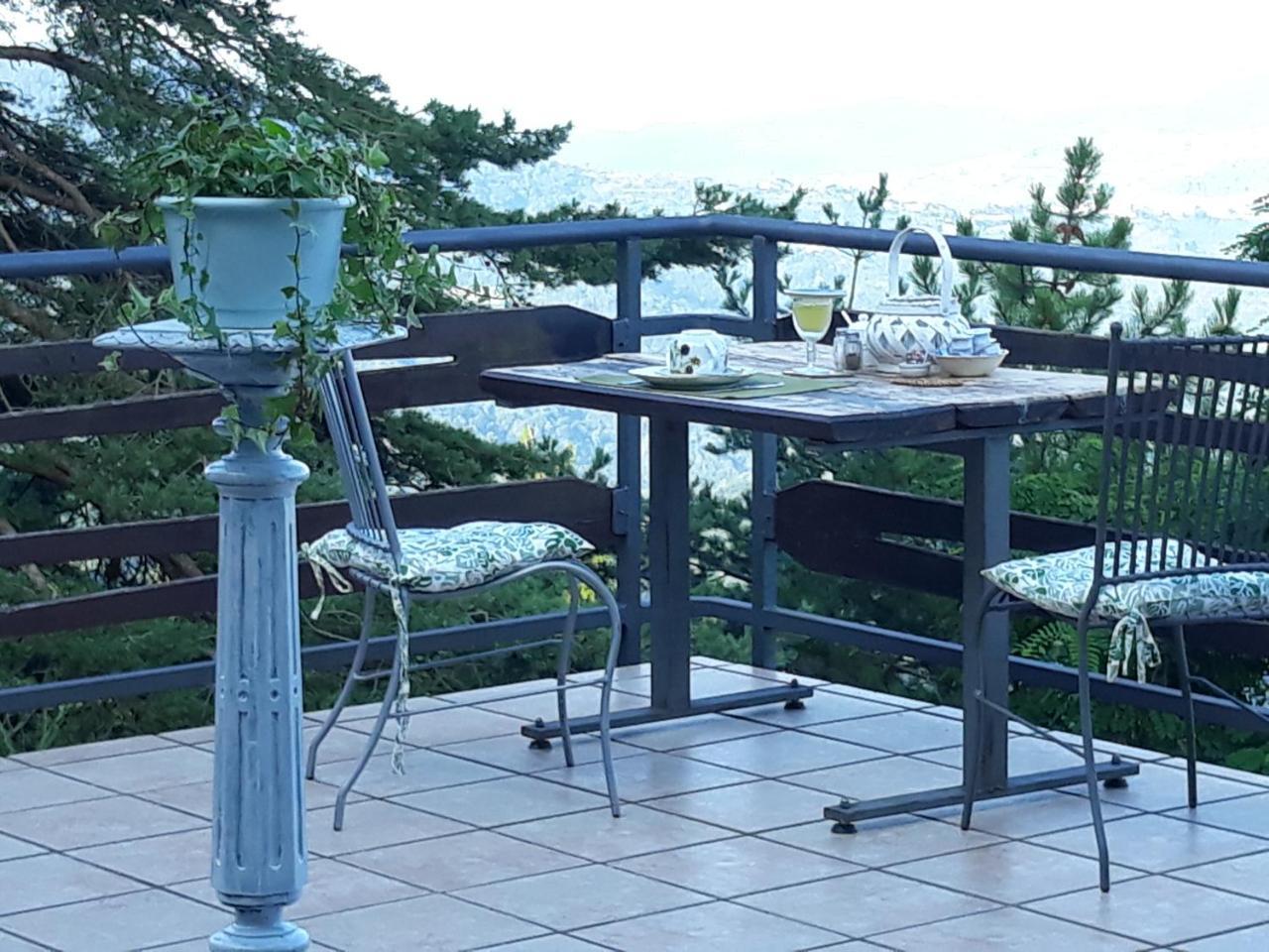 B&B Le Camelie Del Bosco Baiardo Экстерьер фото