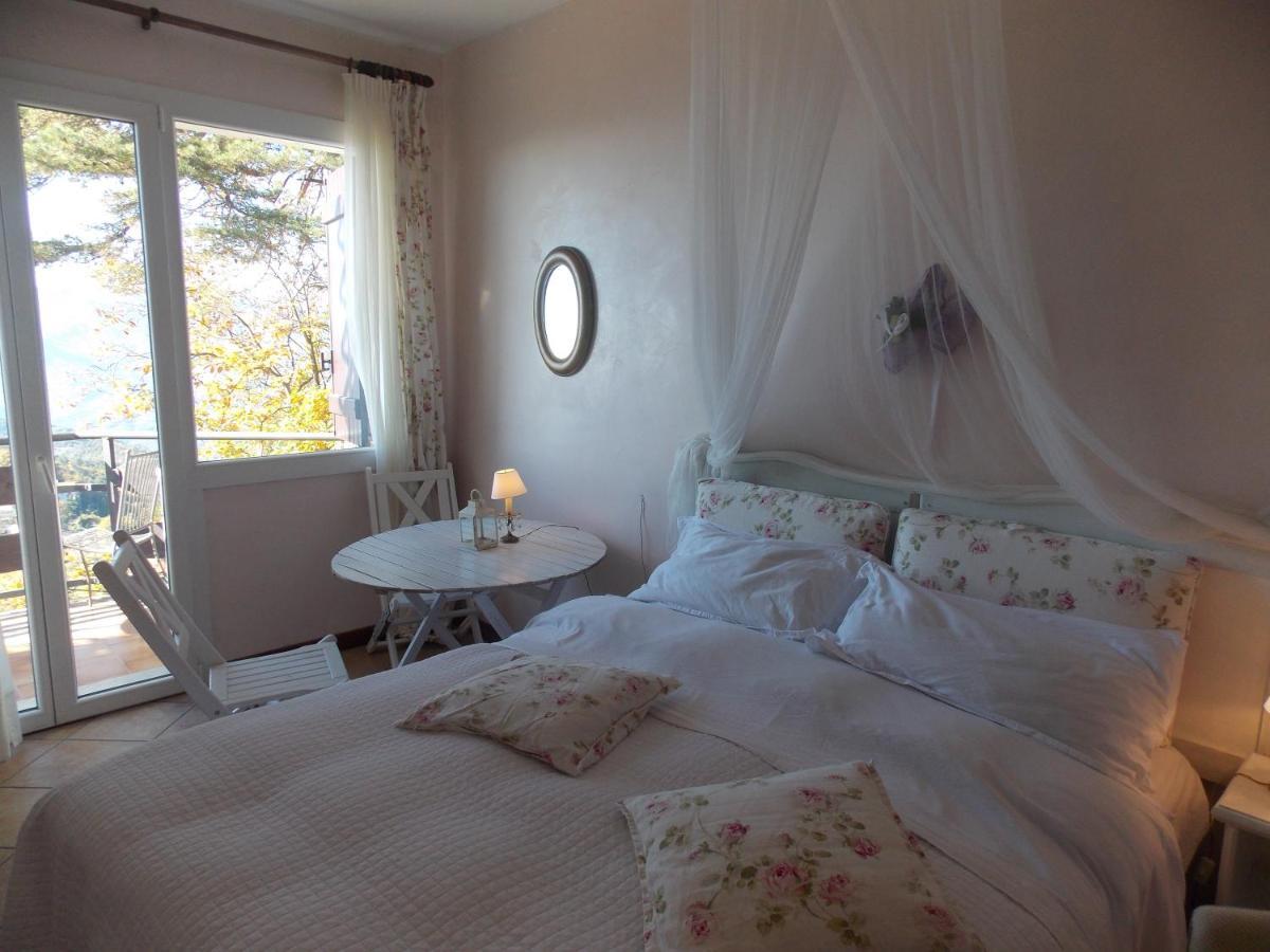 B&B Le Camelie Del Bosco Baiardo Экстерьер фото